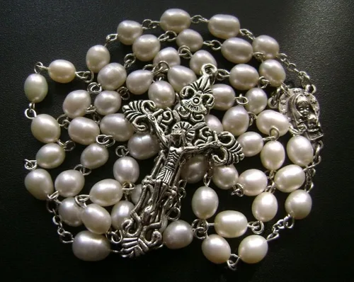 Vista 4 de elegantmedical Hecho a mano AAA 8-9MM perla natural perlas rosas rosario crucifijo Jesús cruz católica collar caja, Metal