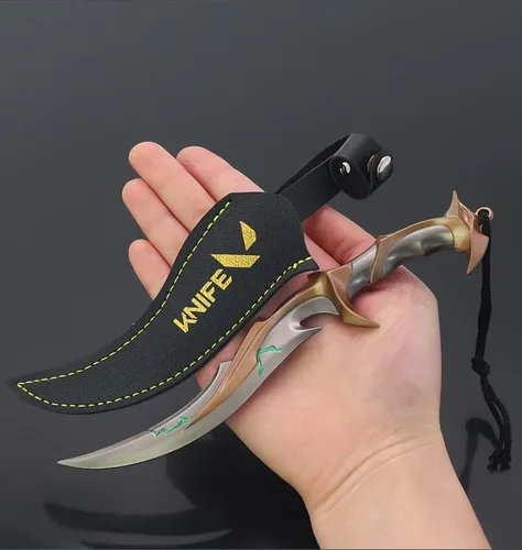 Vista 2 de Juego Valorant Artes Marciales Armas Espada Modelos Figura de Acción Colección de Juego Escritorio Decoración de Habitación Mochila Colgante Regalo