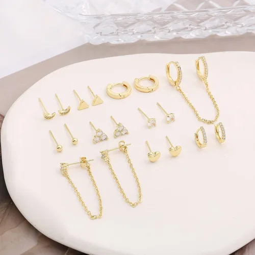 Vista 4 de Juego de aretes y aros chapados en oro de 14 quilates para mujeres y niñas, hipoalergénicos, pequeños, delicados, minimalista, cadena de cartílago
