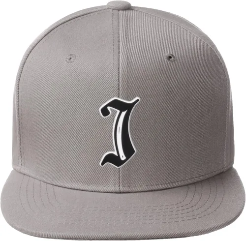 Vista 931 de Daxton Gorra clásica con visera de billete plano con letras del alfabeto inglés antiguo de la A a la Z