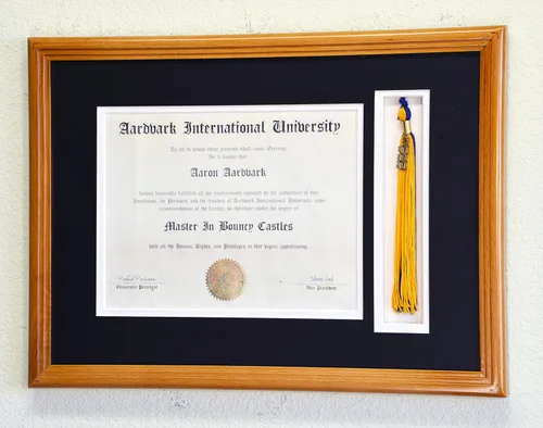 Vista 10 de Marco de diploma de graduación personalizado con borla, tapa de fotos grabado, vitrina para certificado de 11 x 8.5 pulgadas con colores Acabado