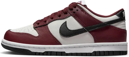 Vista 142 de Nike Kid's Dunk Low Sneaker