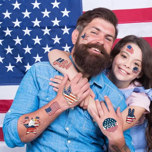 Vista 4 de winthrop 240 tatuajes temporales del 4 de julio para niños, envueltos individualmente, impermeables y seguros, diseños de bandera de Estados Unidos
