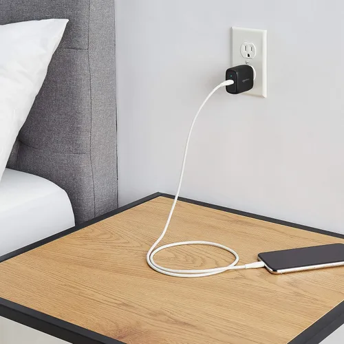 Vista 7 de Amazon Basics Cargador de pared USB-C GaN de 30W de un puerto con Power Delivery PD para tabletas y teléfonos