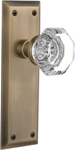 Vista 18 de Nostalgic Warehouse Placa interior de Nueva York con pomo de puerta Waldorf de estilo mortise en latón envejecido