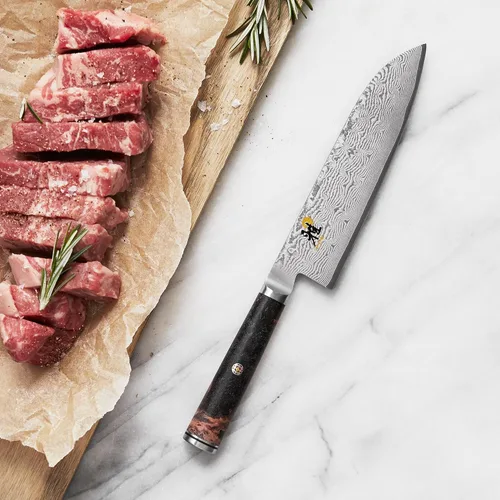 Vista 2 de Miyabi Cuchillo Santoku negro 5000MCD67 de 5.5 pulgadas