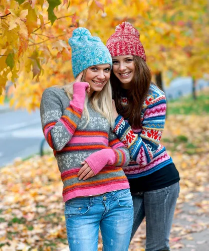 Vista 5 de Revony Acogedor gorro navideño con pompón, holgado y de gran tamaño para mujer, cálido y suave