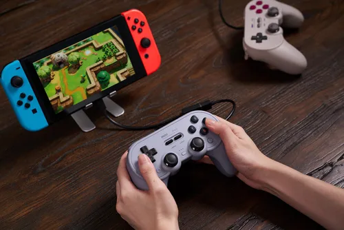 Vista 9 de 8Bitdo Pro 2 Wired Controller with Customize Back Buttons & Modifiable Vibration for Switch, Steam Deck, PC Windows and Raspberry Pi (Gray Edition)