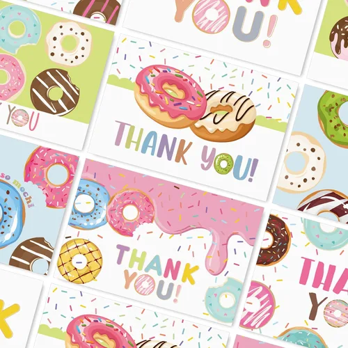 Vista 7 de AnyDesign Paquete de 36 tarjetas de agradecimiento en forma de dona con calcomanías de sellos, sobres surtidos de dibujos animados, tarjetas