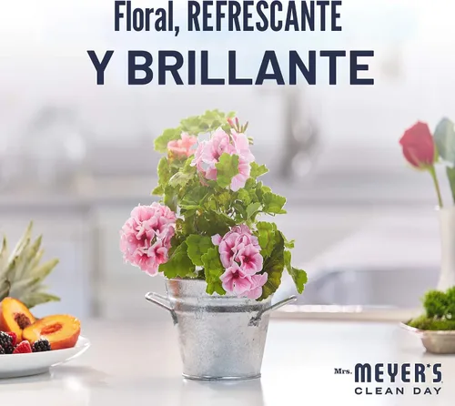 Vista 6 de Mrs. Meyer's Clean Day Ambientador en Spray para Habitaciones, Aroma de Geranio, 8 Fl oz (Paquete de 1)