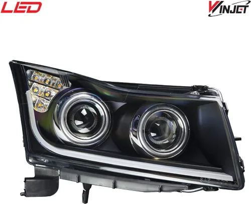 Vista 3 de Faro delantero con lente proyector transparente/carcasa negra, con barra DRL de luz LED (Chevy Cruze), Winjet WJ10-0324-04