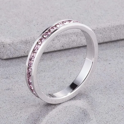 Vista 2 de Kate Bissett Anillos apilables con cristales de Swarovski, piedra natalicia
