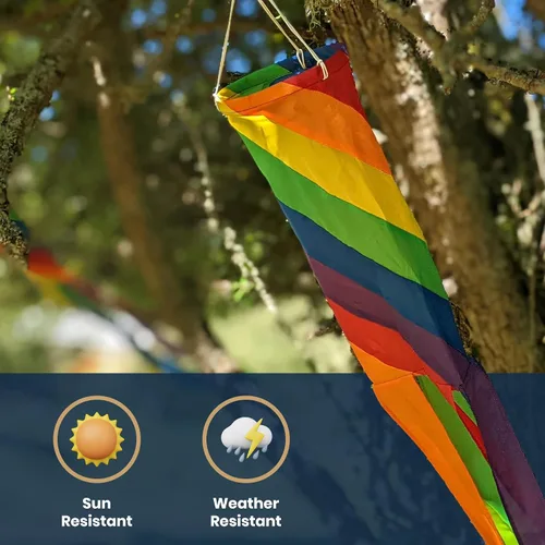 Vista 3 de Madrona Brands Calcetín de viento en espiral arcoíris para exteriores de 60 pulgadas Bandera decorativa duradera para colgar en exteriores