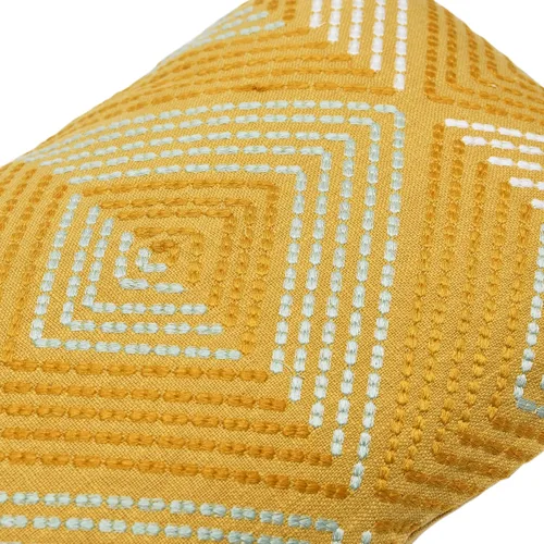 Vista 9 de Creative Co-Op Almohada bordada de algodón con borlas lumbares, 20 pulgadas de largo x 12 pulgadas de ancho x 2 pulgadas de alto, multicolor