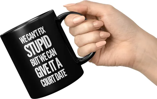 Vista 7 de Taza de café de cerámica con texto en inglés "We Can't Fix Stupid But We Can Give It A Court Date Lawyer, Gift To Law Estupid But We Can Give It A