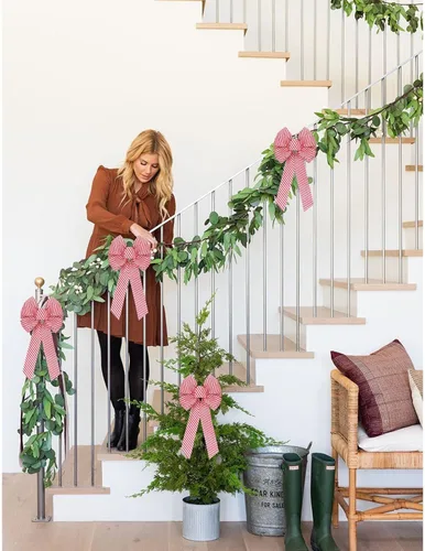 Vista 3 de Meseey 2 lazos grandes de 16 x 8 pulgadas de color rojo caramelo de Navidad para envolver regalos, decoración del árbol, puerta delantera