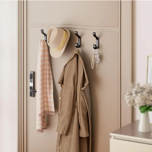 Vista 2 de bussdis Ganchos de pared para colgar abrigos, ganchos de mochila resistentes para pared, soporta hasta 30 libras, ganchos grandes para toallas, Negro