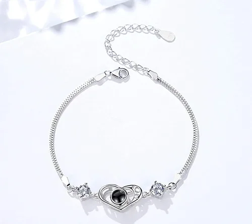 Vista 2 de KnSam - Pulsera de 100 idiomas con corazón de plata para mujer