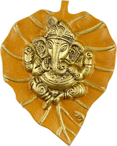 Vista 3 de SATVIK - 1 pieza de hoja amarilla de Lord Ganesh Patta Ganpati ídolo para colgar en la pared, estatua hindú de buena suerte, escultura de cara