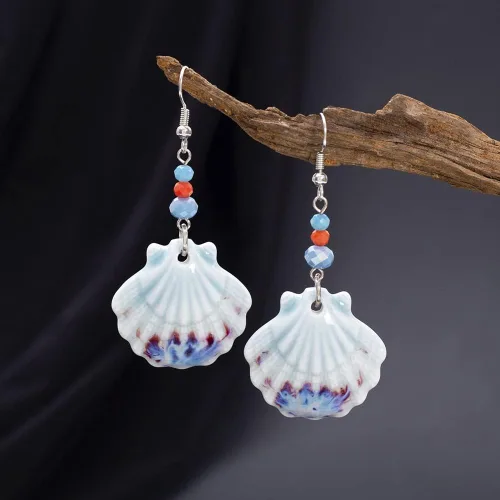 Vista 4 de Aretes colgantes de porcelana con concha de mar para mujer, delicados aretes largos de onda oceánica azul y blanco, aretes colgantes largos, hechos