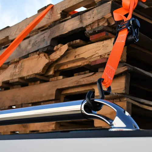 Vista 4 de Putco 89850 Rieles laterales clásicos para casillero, rieles de acero inoxidable para caja de camioneta Chevrolet Colorado y GMC Canyon 2015-2025