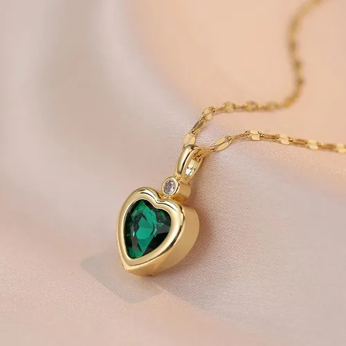 Vista 3 de Collar de corazón verde con dije de corazón de cristal y piedra natal, collares delicados con dije de oro para mujer, joyería de moda chapada en oro