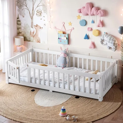 Vista 3 de Harper & Bright Designs - Cama de suelo para niños de tamaño individual con valla y puerta, marco de cama Montessori de madera maciza, cama