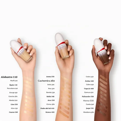 Vista 5 de Shiseido RevitalEssence Skin Glow Foundation SPF 30 - Buildable, Medium Coverage - 24-HR Hydration & 12-HR Wear - Transfer, Crease & Fade Resistant
