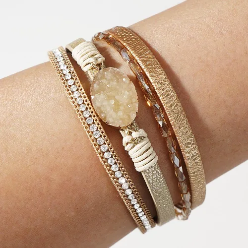 Vista 3 de SuYi - Pulsera de cuero trenzado de múltiples capas, con hebilla magnética
