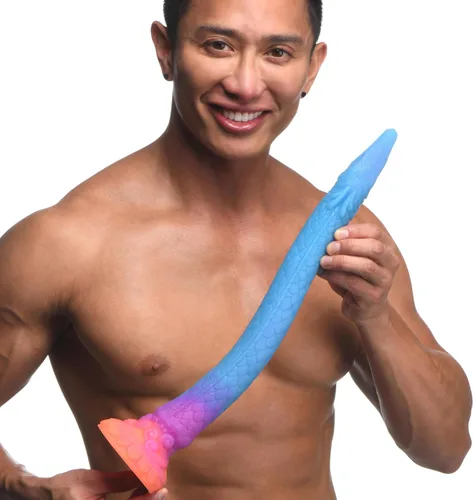 Vista 7 de CREATURE COCKS Makara Consolador de Serpiente de Silicona que Brilla en la Oscuridad para Hombres, Mujeres y Parejas. Consolador de Silicona Premium