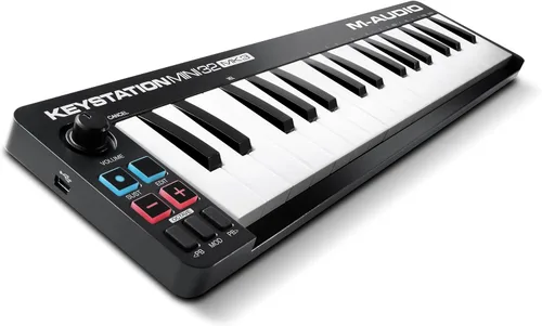 Vista 11 de M-AUDIO Keystation Mini 32 MK3 MIDI Controller Bundle con auriculares para grabación de estudio, producción de música, podcasting, transmisión