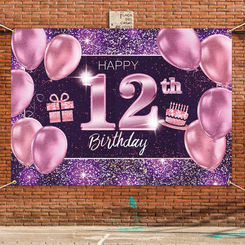 Vista 6 de pancarta grande rosa con texto en inglés “Happy Birthday