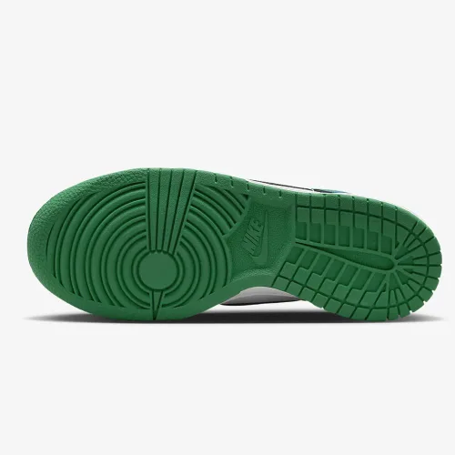 Vista 482 de Nike Kid's Dunk Low Sneaker