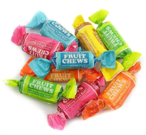 Vista 4 de Gomitas frutales - Bolsa de 5 libras - Surtido de caramelos - Masticablemente dulces, afrutados y deliciosos - Cereza, limón, lima, naranja