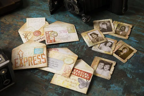 Vista 6 de Juego de troqueles Sizzx Thinlits 73PK Teoría alfanumérica por Tim Holtz 665924 Capítulo 3 2022
