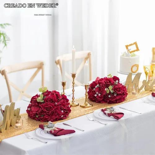 Vista 2 de Bolas de flores burdeos para centros de mesa: 11.8 pulgadas de diámetro, juego de 6