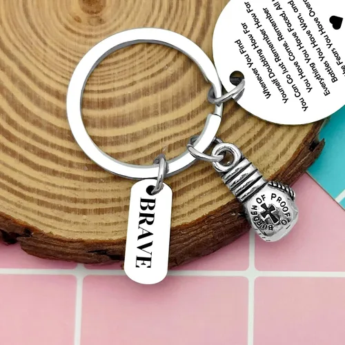 Vista 3 de Heigebi Llavero de guantes de boxeo, regalo inspirador para boxeadores, entrenadores, caja de regalo para amantes de los regalos para mujeres