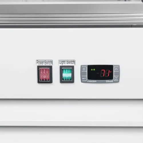 Vista 8 de KoolMore 66 cm. Refrigerador vertical comercial para exhibición con una puerta de vidrio blanco - 9 pies cúbicos (MDF-1GD-9C-WH)
