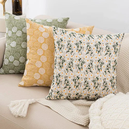 Vista 2 de vctops Funda de almohada decorativa de lino con bordado floral bohemio para sofá, cama (margarita, 18 x 18 pulgadas)