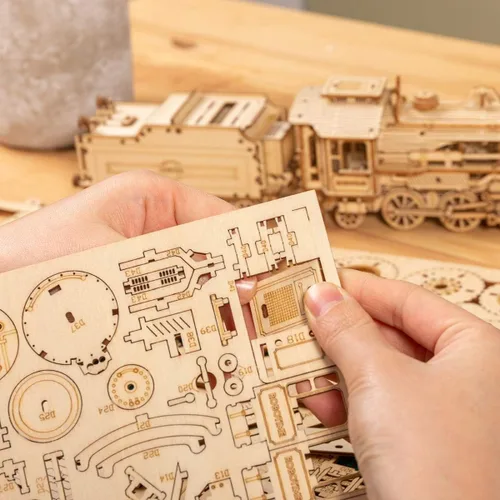 Vista 4 de ROKR Rompecabezas de madera 3D para adultos, modelo de coche mecánico, kit de vehículos de construcción de bricolaje, juguetes de rompecabezas