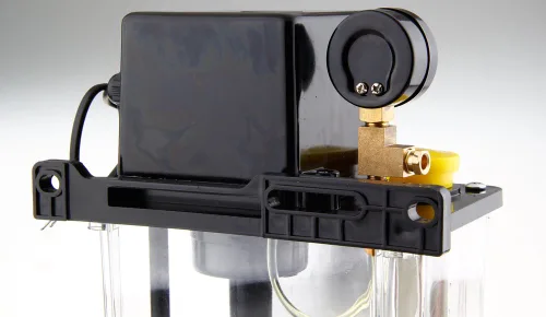 Vista 5 de Bomba de lubricación automática con pantalla digital dual de 110 V y 1.5 L con manómetro para máquinas herramienta, elevadores, lubricación de cadena