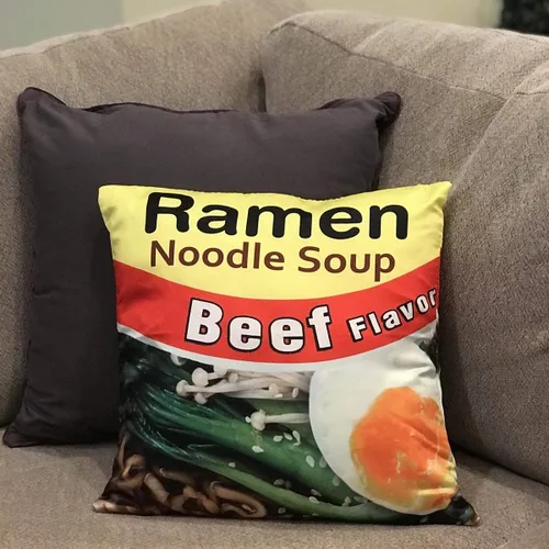 Vista 2 de Torched Ramen Soup Stash con bolsillo secreto Cojín decorativo con compartimento oculto Se adapta a rellenos de almohada de 16 x 16 pulgadas