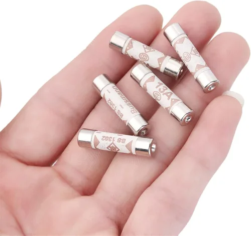 Vista 5 de Fusibles 10 unids/set de fusible de enchufe británico BS1362 3A 5A 10A 13A 6X25 Fusible de tubo de cerámica británico Casa Doméstica Hold Red Plug