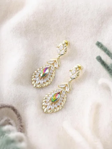 Vista 9 de Aretes colgantes de cristal colgantes para mujer, hechos a mano, hipoalergénicos, chapados en oro de 14 quilates, circonita cúbica, joyería ovalada