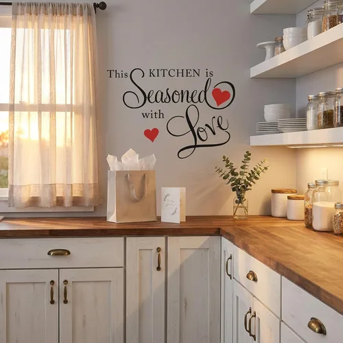 Vista 7 de Calcomanía de pared con cita This Kitchen is SEASONED WITH LOVE