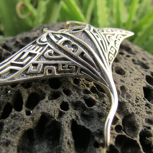 Vista 7 de Collar con colgante de manta raya, mini, plata de ley, océano playa regalo joyería hecho a mano único