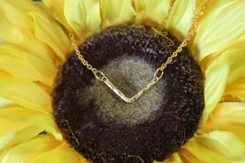 Vista 2 de Gold Chevron Necklace, V Shaped Layering Jewelry, Wife or Girlfriend Gift, Modern Necklace