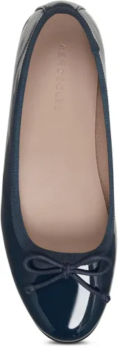 Vista 4 de Aerosoles Homebet - Zapatos planos de ballet para mujer, Azul marino(Navy Patent)