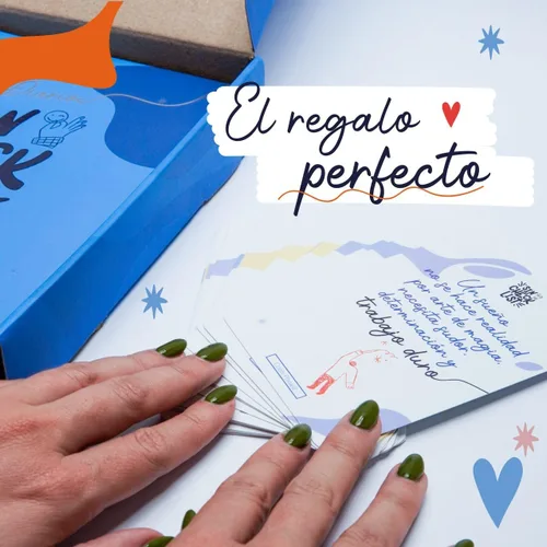 Vista 6 de Explorando el viaje interior con El diario del empoderamiento personal incluye mapa de sueños, hoja con stickers, y 23 tarjetas con frases