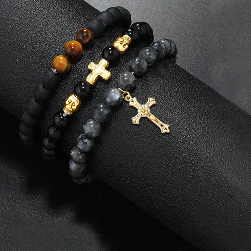 Vista 6 de 60 dijes chapados en oro de cruz cristiana de Jesús Crucifijo religioso chapado en oro para hacer joyas, colgantes, collares, pulseras, llaveros